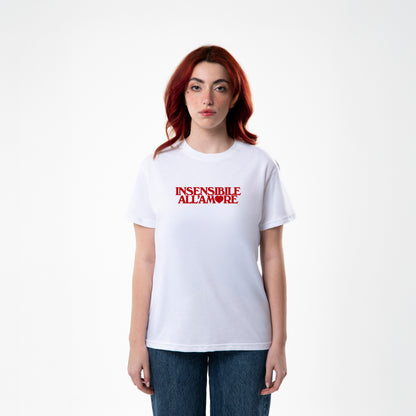 T-shirt "Insensibile all'amore"