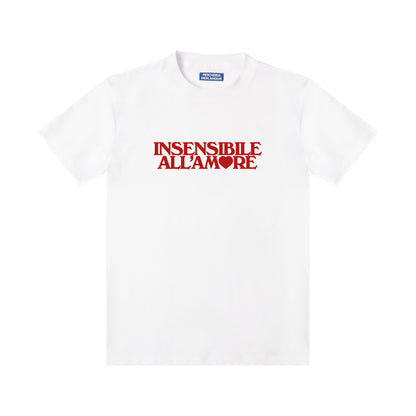 T-shirt "Insensibile all'amore"